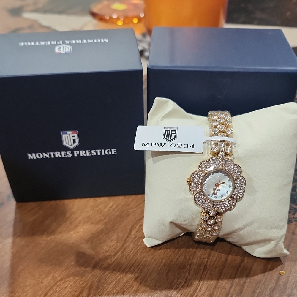 Montres Prestige X Invicta Women's Watch - 28mm, Gold (MPW-0234) NWT - Picture 2 of 3